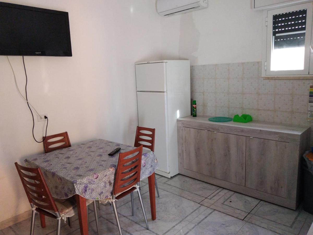 Casa Gialla Mare Del Salento Маруджо Экстерьер фото