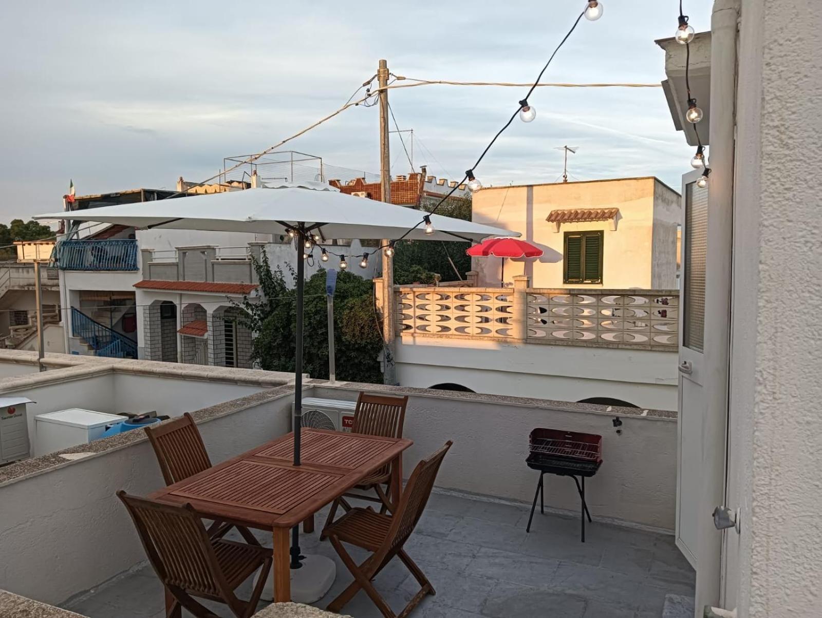 Casa Gialla Mare Del Salento Маруджо Экстерьер фото