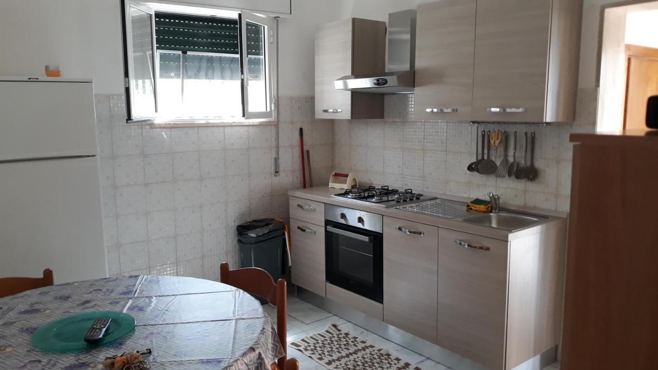 Casa Gialla Mare Del Salento Маруджо Экстерьер фото